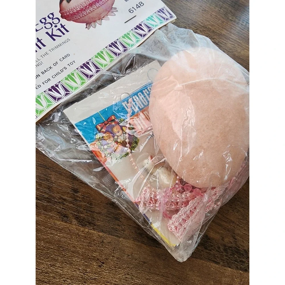 Vintage Panorama Egg Ornament Kit Rose Garden Diorama Pink Retro Unopened New